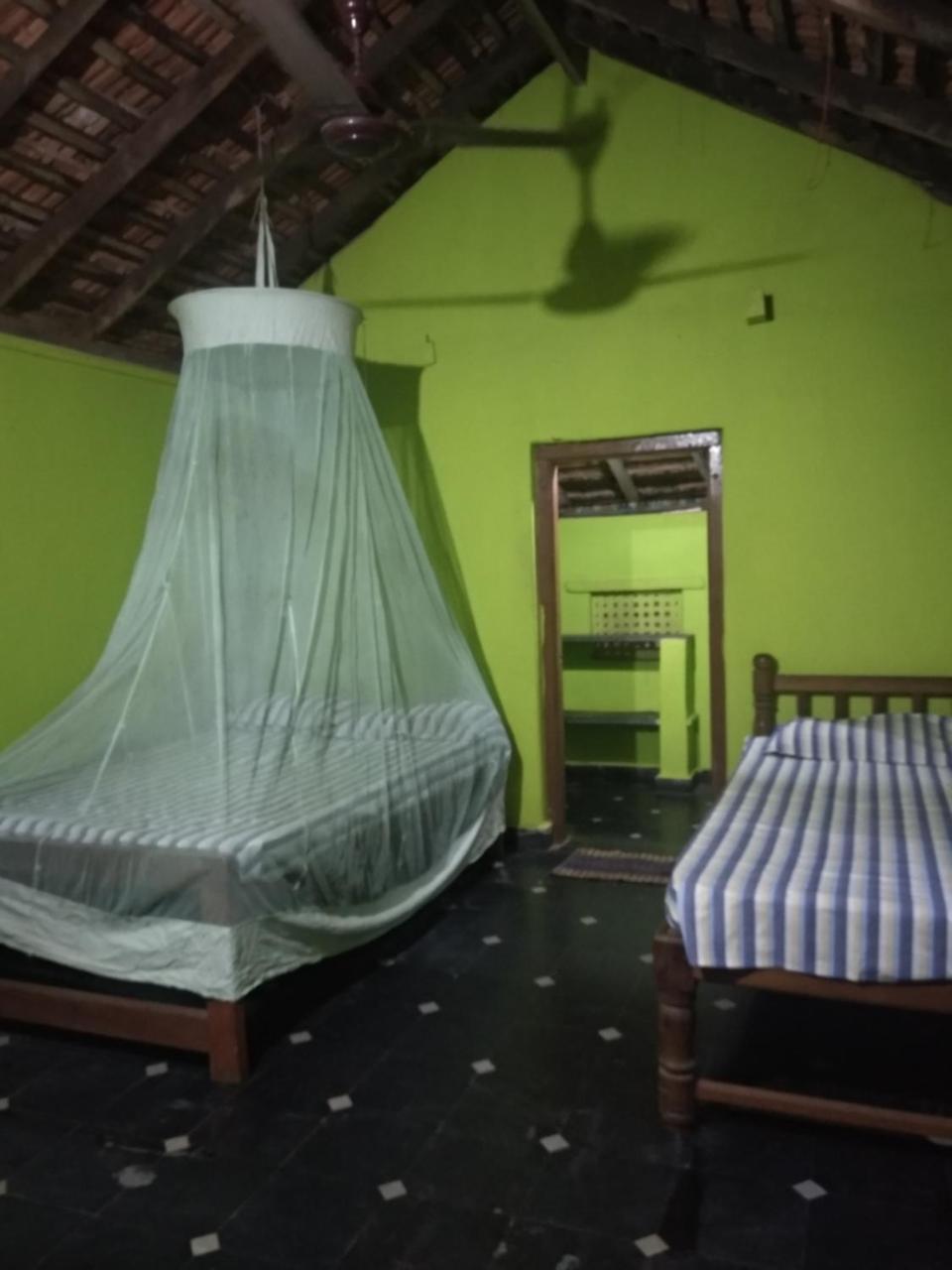 Surya Beach Resort Gokarna  Eksteriør billede