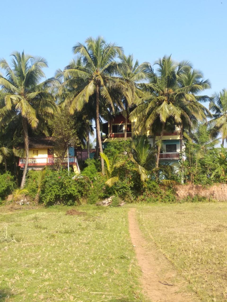 Surya Beach Resort Gokarna  Eksteriør billede